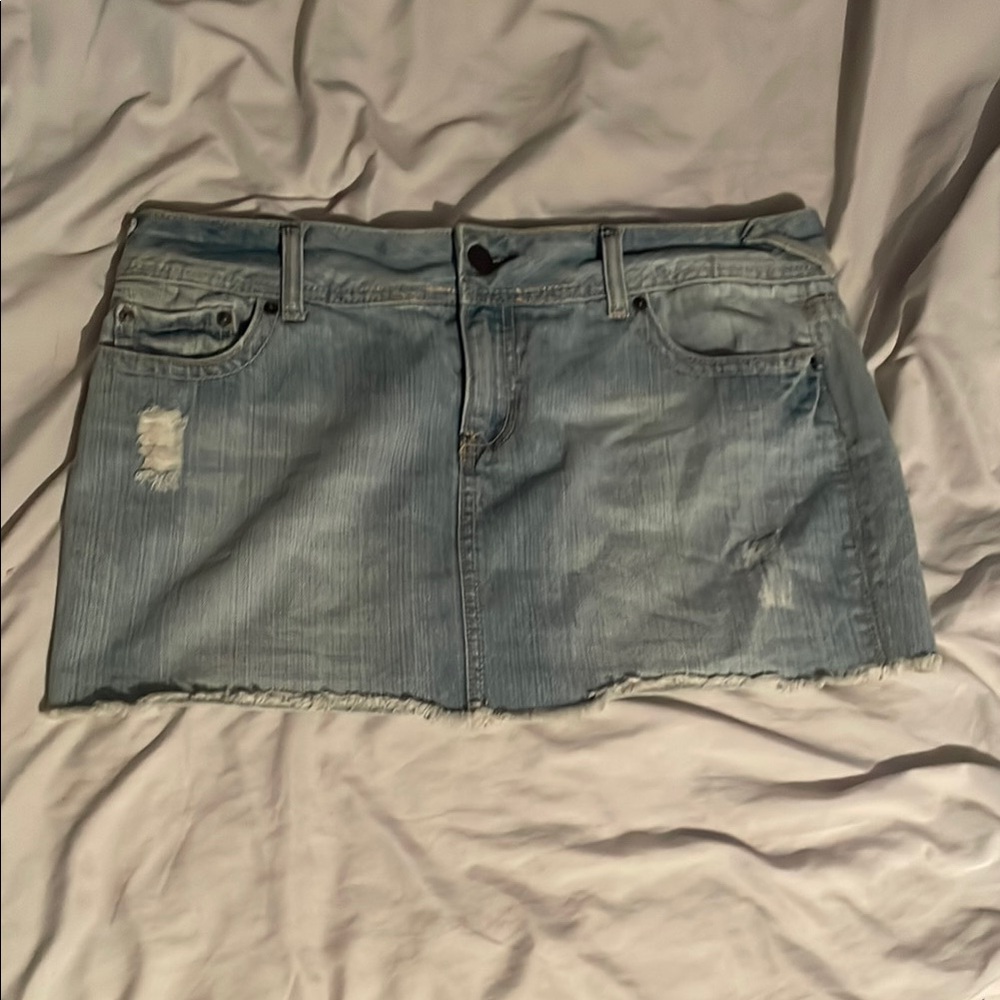 Cute mini-medi Jean skirt